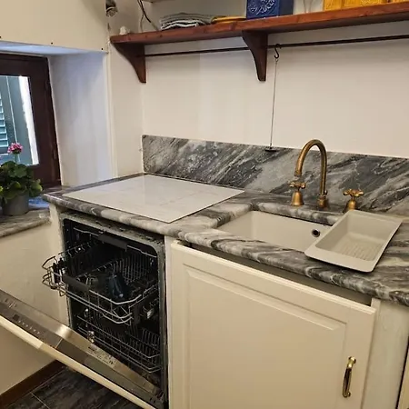 Cuore Del Golfo Apartment *